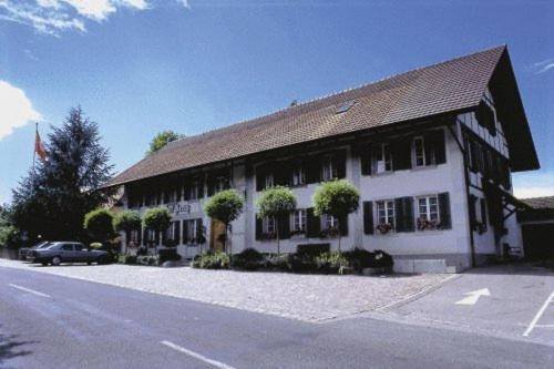 Gasthof Kreuz Muehledorf Exteriör bild